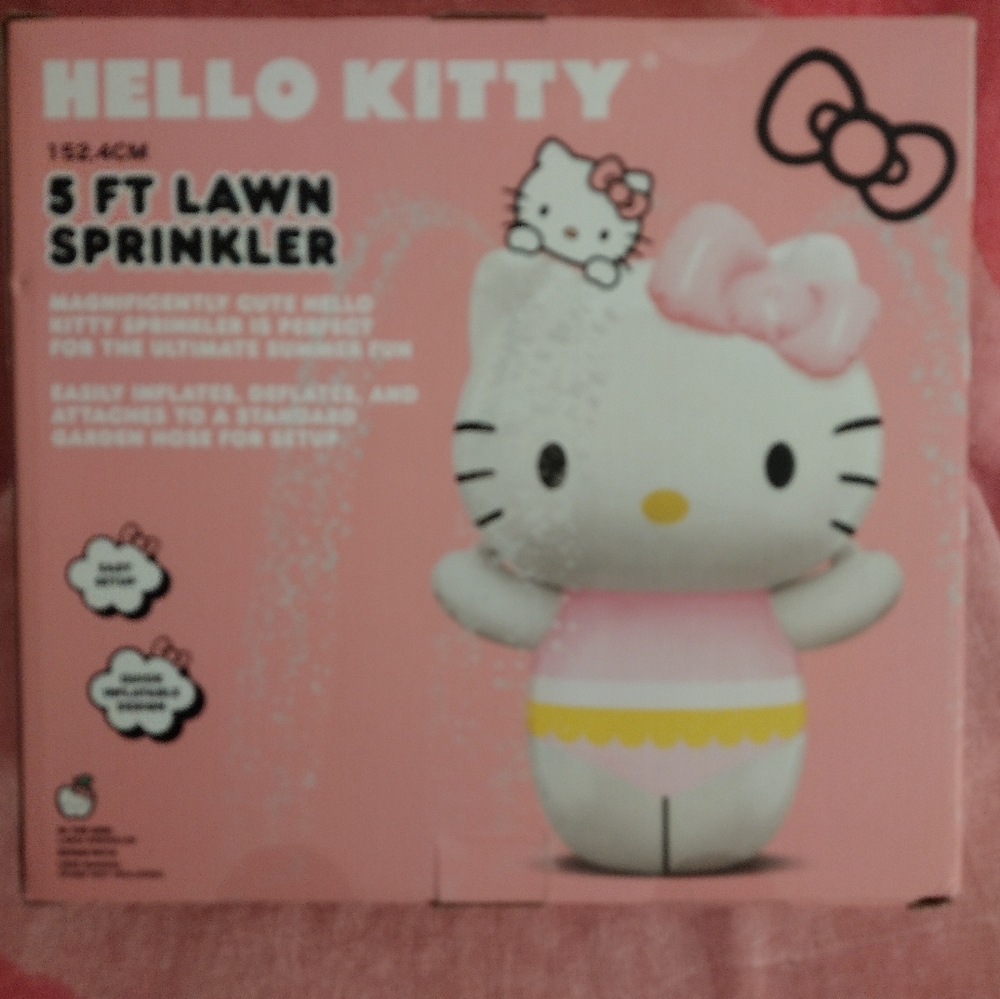Hello Kitty 5 Foot Inflatable Lawn Sprinkler - Picture 6 of 6